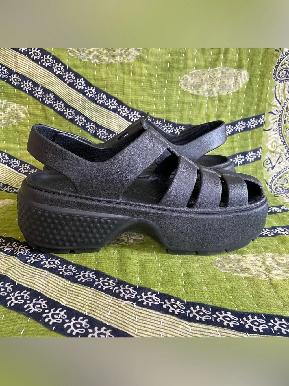 CROCS ▪️brand ▪️market